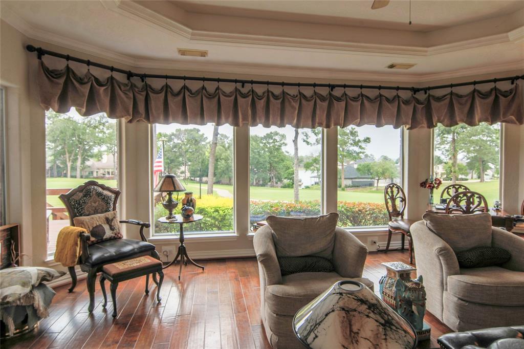 107 Edgewood Drive, Montgomery, Texas image 6