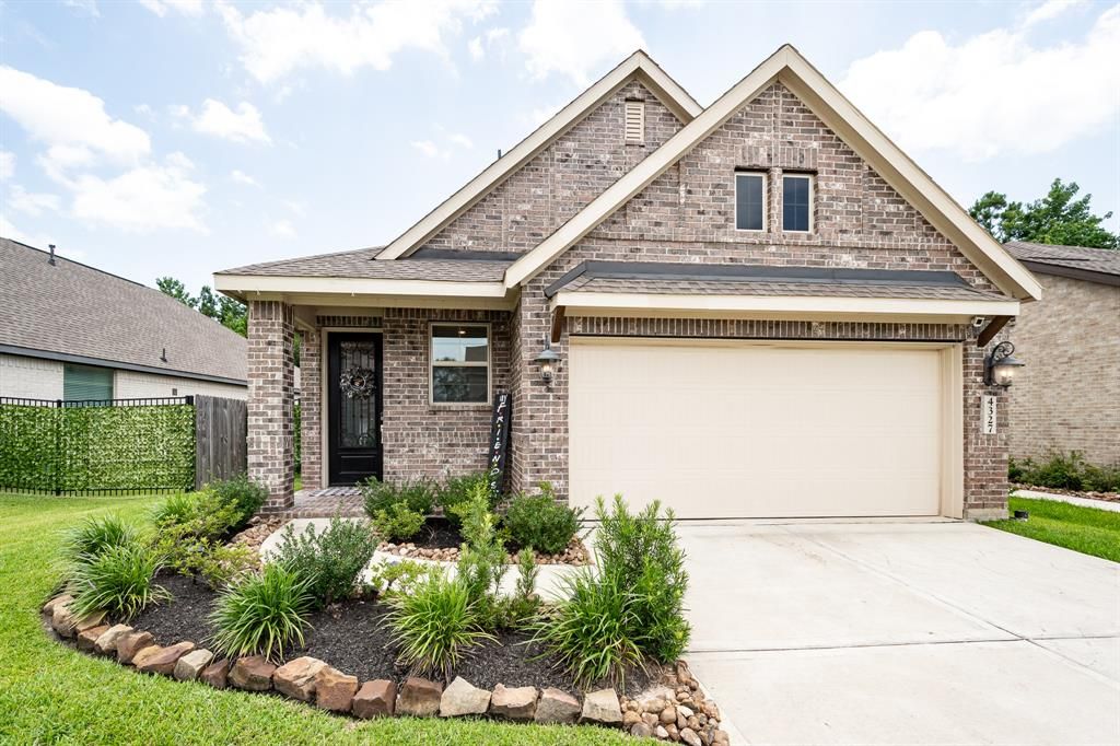Photo of 4327 Camden Springs Trail, Porter, TX 77365 (MLS # 41583551)
