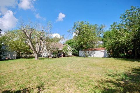 A home in Moulton