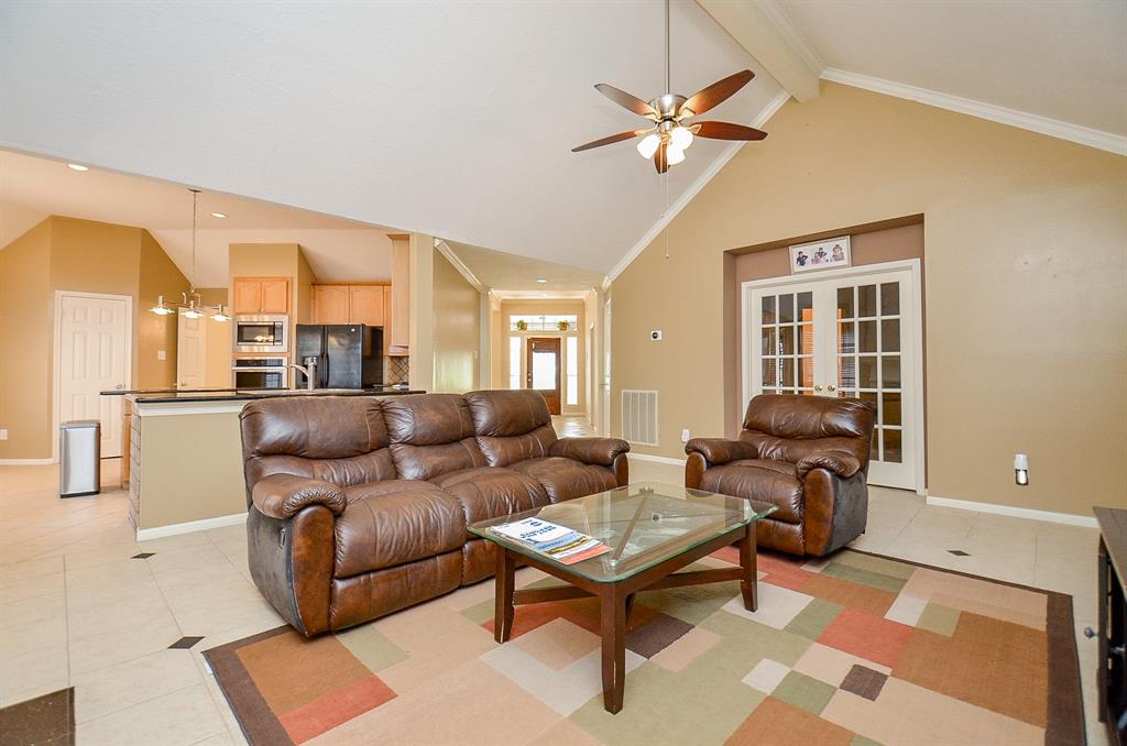 411 Spencers Glen Drive, Sugar Land, Texas image 13