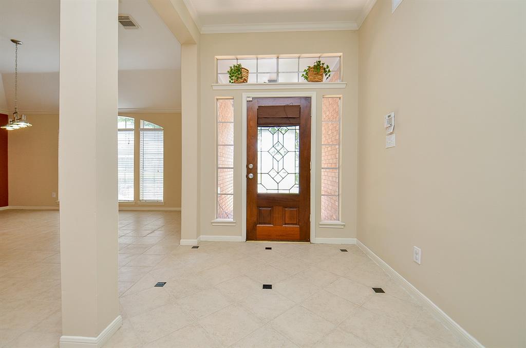 411 Spencers Glen Drive, Sugar Land, Texas image 6