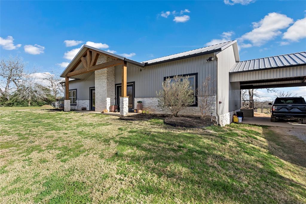 5379 Brown Lane, Madisonville, Texas image 3