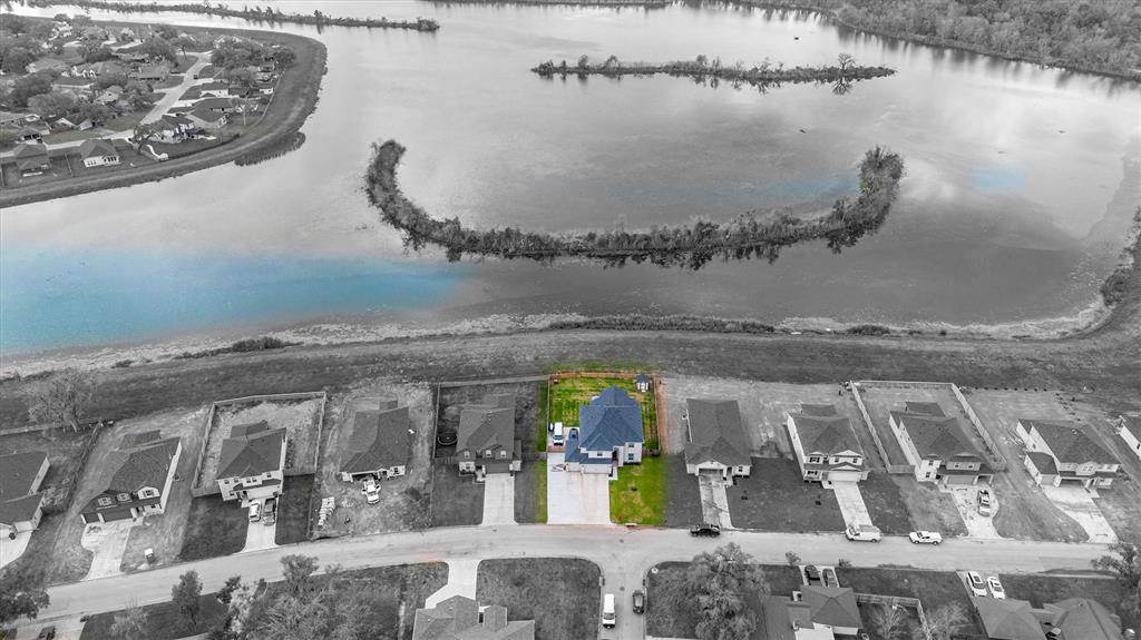 401 Twin Lakes Boulevard, West Columbia, Texas image 50