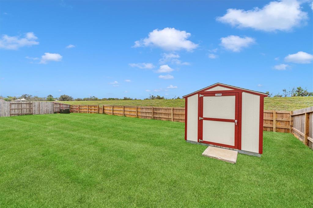 401 Twin Lakes Boulevard, West Columbia, Texas image 48