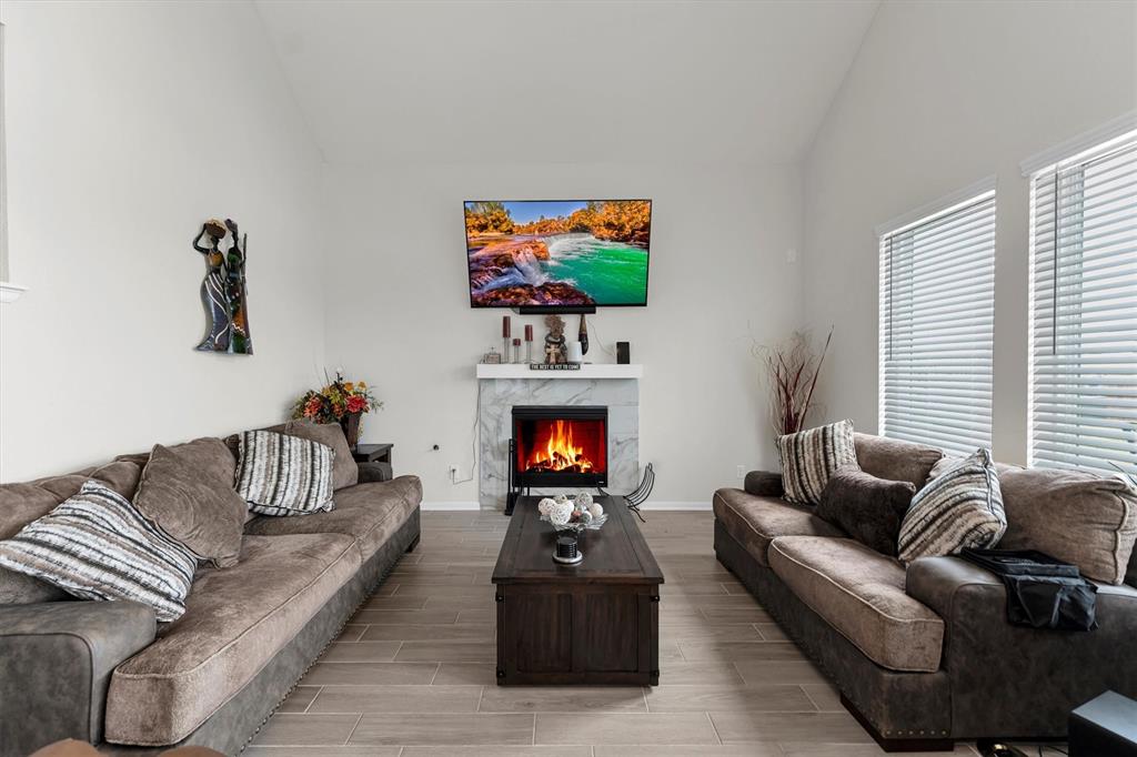 401 Twin Lakes Boulevard, West Columbia, Texas image 24