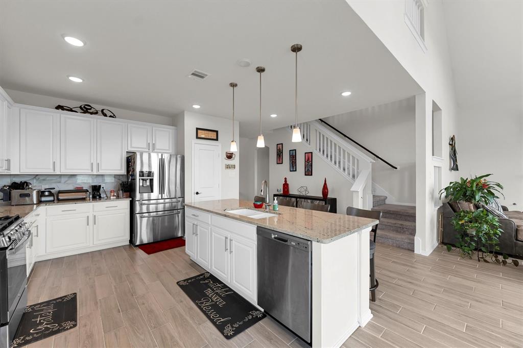 401 Twin Lakes Boulevard, West Columbia, Texas image 35
