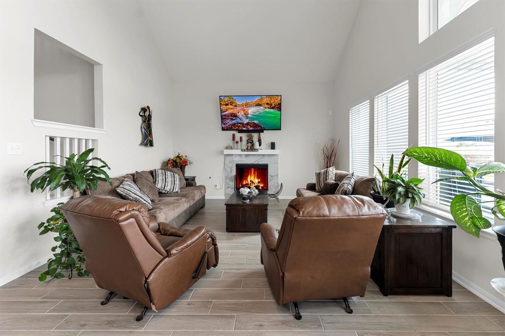 401 Twin Lakes Boulevard, West Columbia, Texas image 23