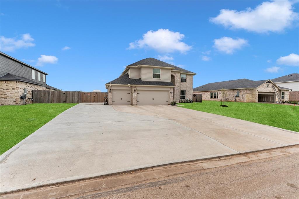 401 Twin Lakes Boulevard, West Columbia, Texas image 10