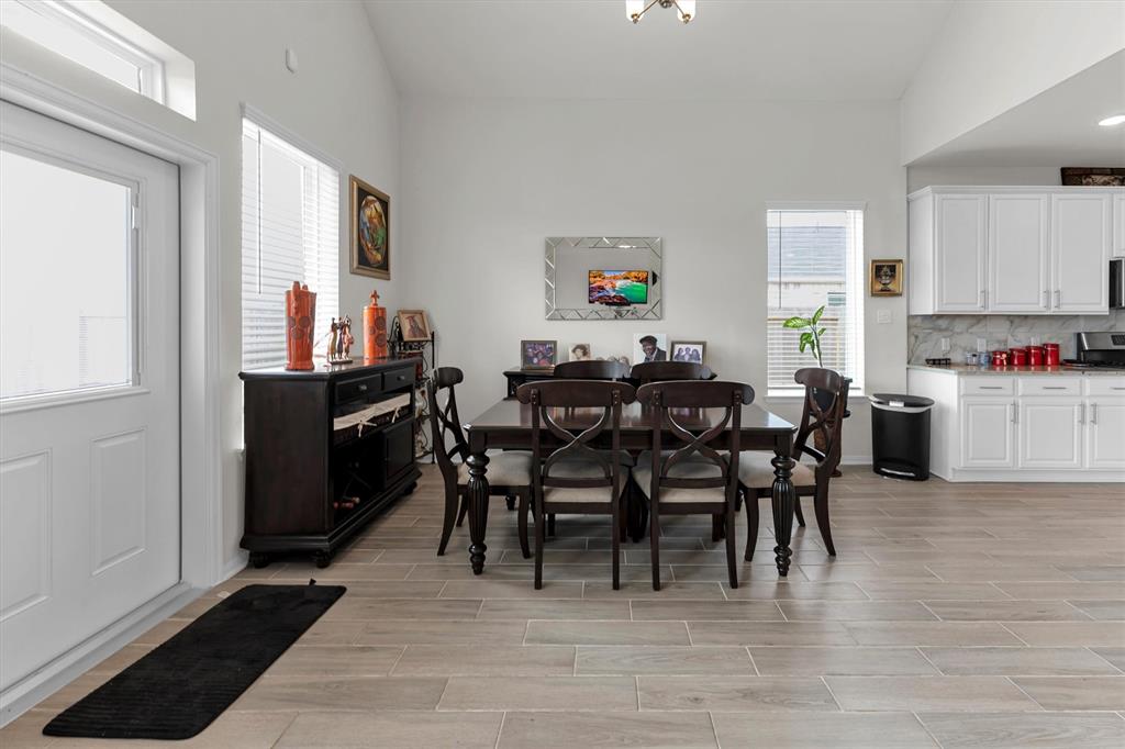 401 Twin Lakes Boulevard, West Columbia, Texas image 29
