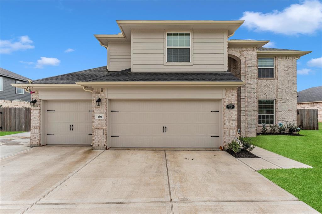 401 Twin Lakes Boulevard, West Columbia, Texas image 2