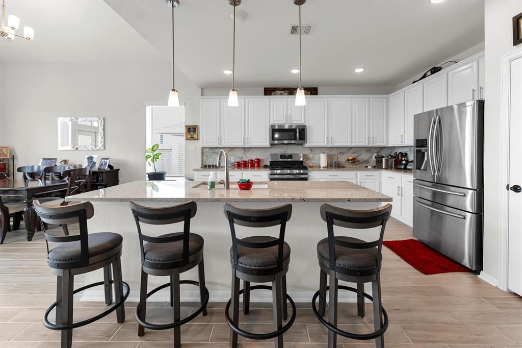 401 Twin Lakes Boulevard, West Columbia, Texas image 22