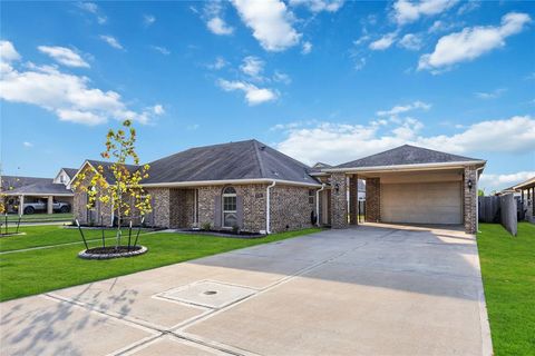 A home in Manvel