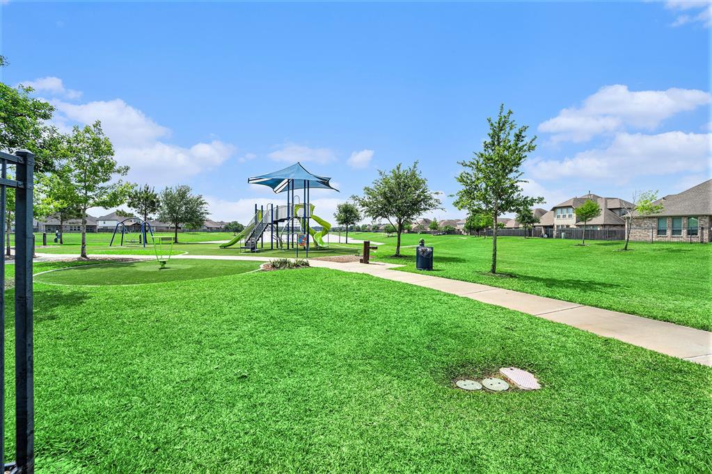 18106 Serene Shore Drive, Cypress, Texas image 23