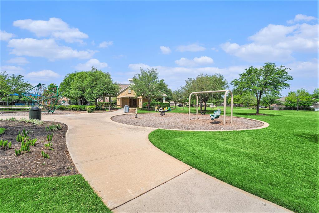 18106 Serene Shore Drive, Cypress, Texas image 26