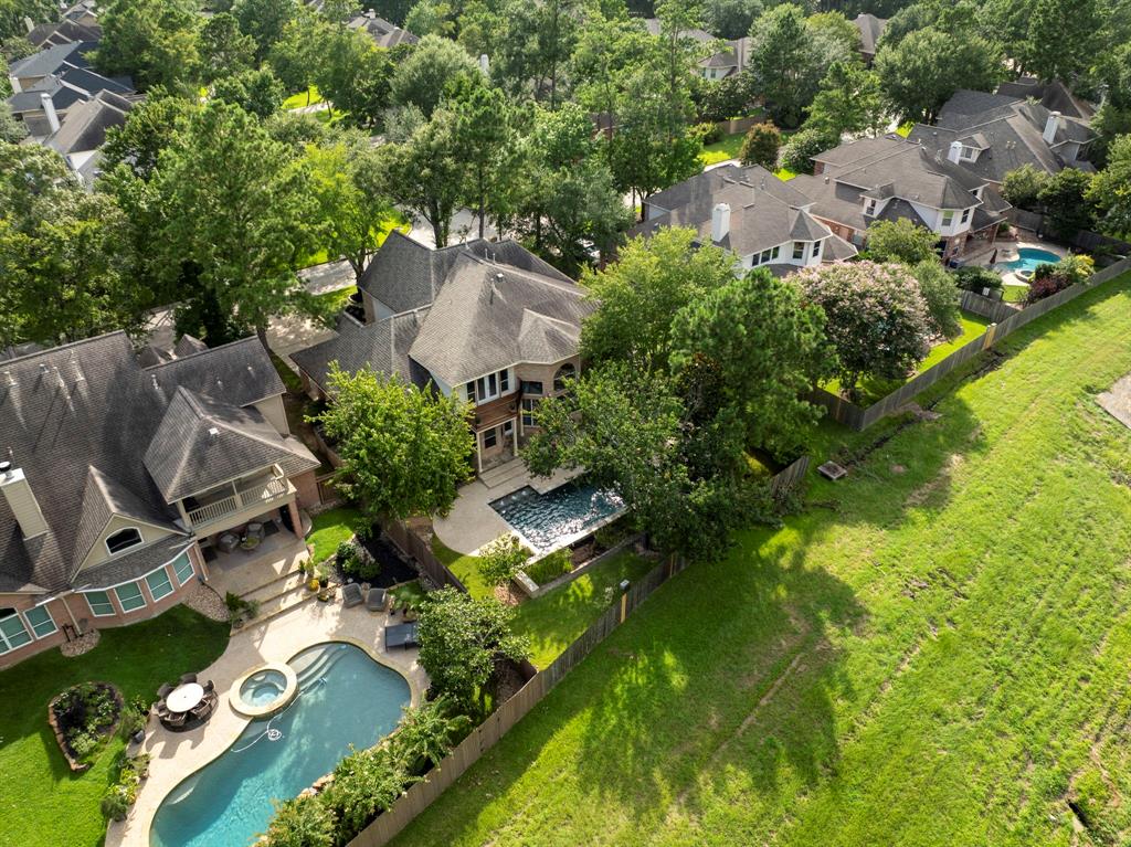 174 N Hazelcrest Circle