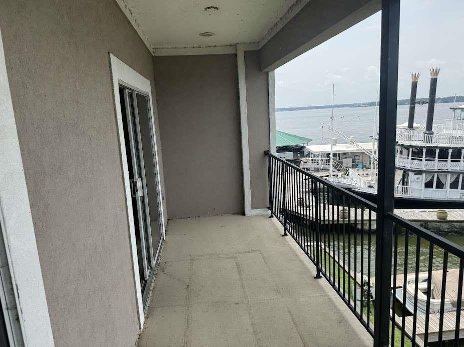 7039 Kingston Cove Lane 303
