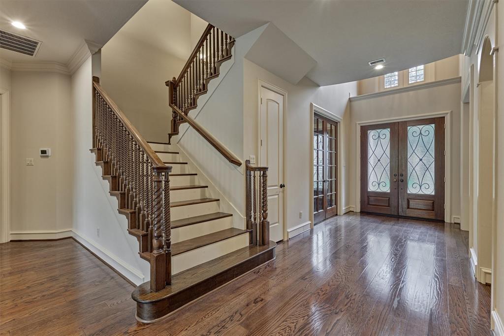 19 W Old Sterling Circle