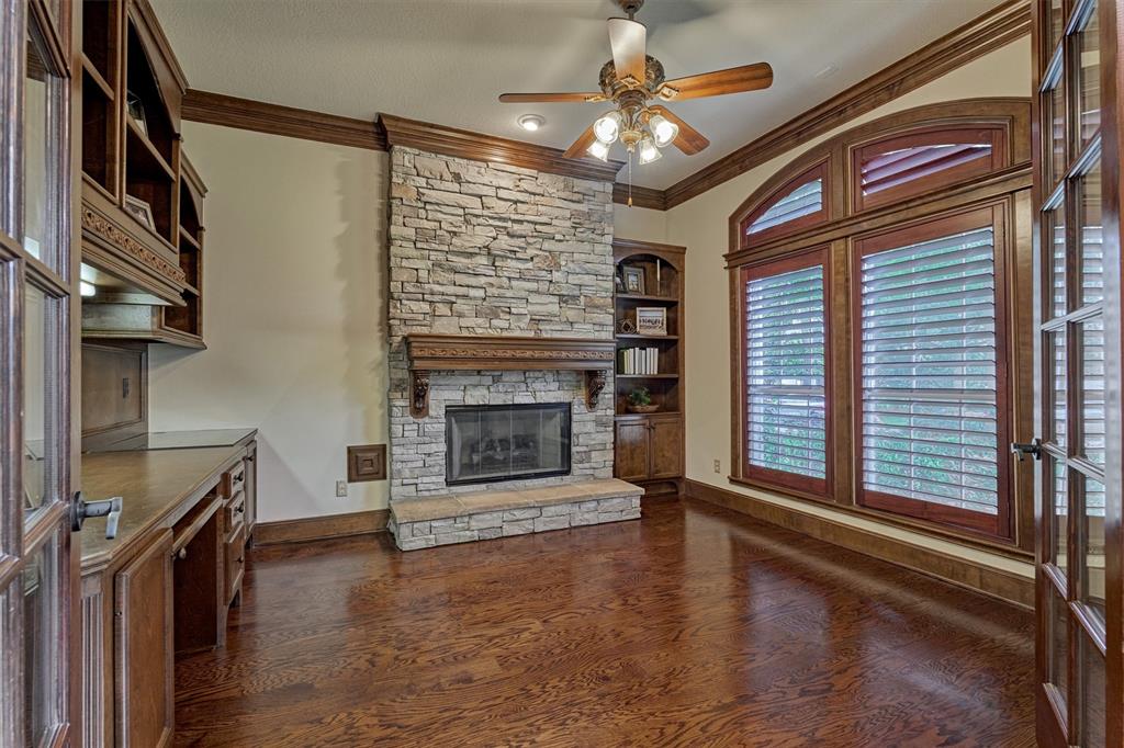 19 W Old Sterling Circle
