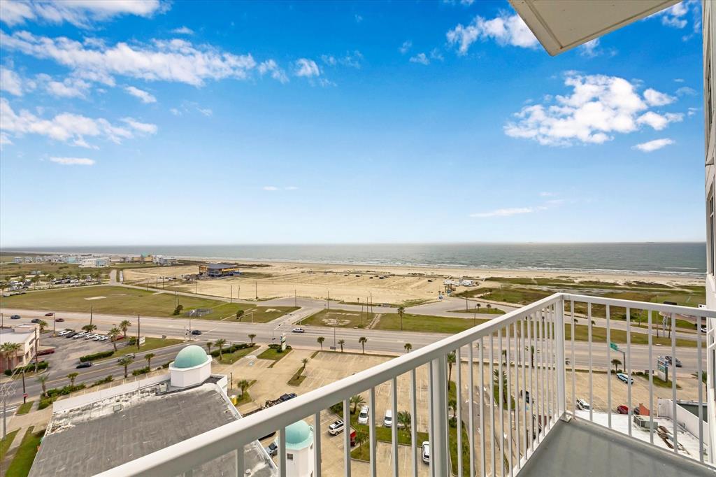 500 Seawall Boulevard #1207, Galveston, Texas image 2