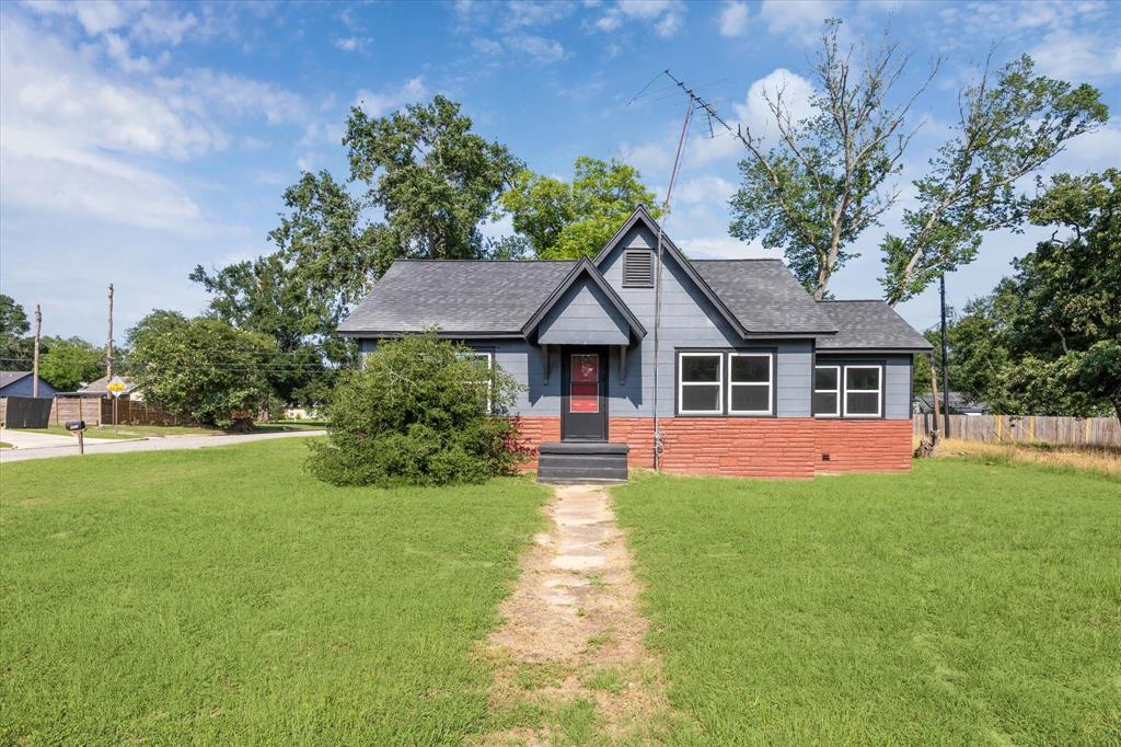 1275 Baker Street, Hempstead, Texas image 1