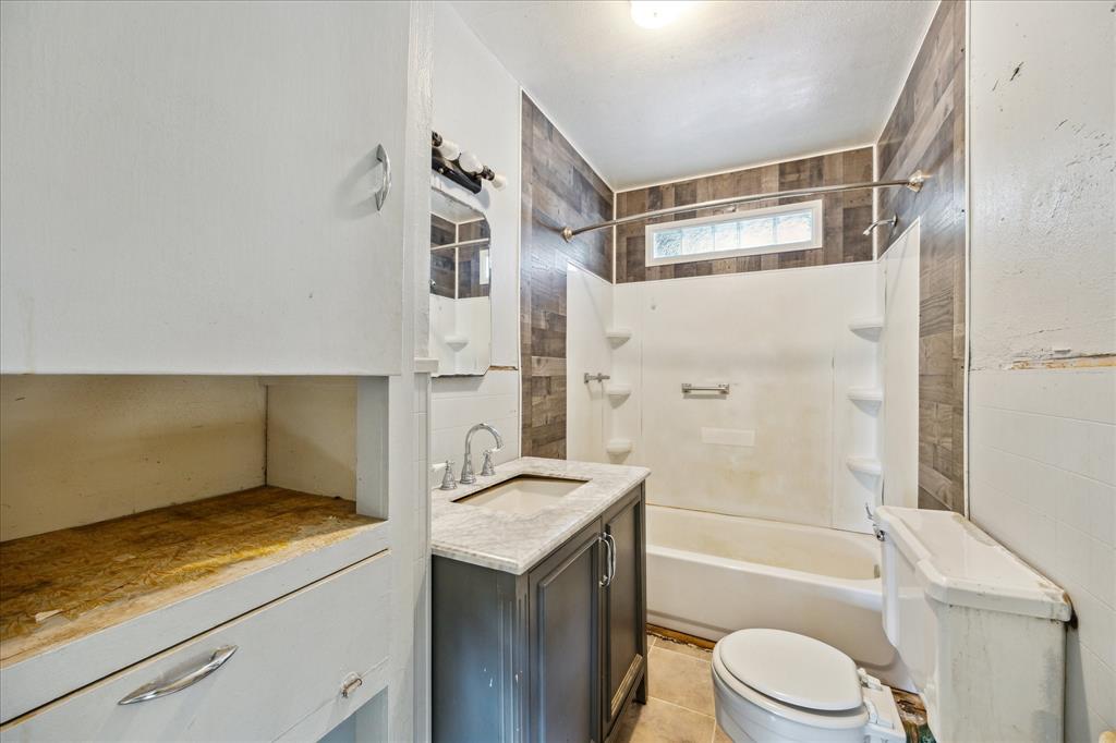 1275 Baker Street, Hempstead, Texas image 14