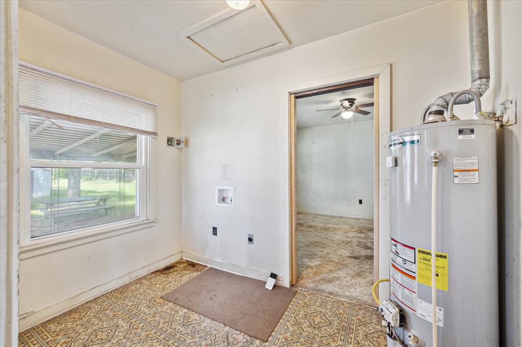 1275 Baker Street, Hempstead, Texas image 9