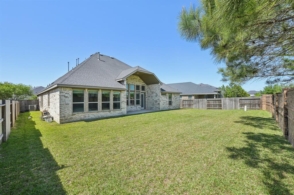 1611 Carriage Oaks Lane, Katy, Texas image 38
