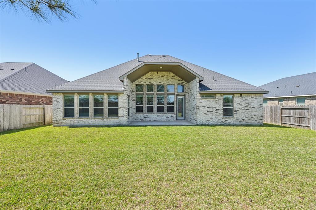 1611 Carriage Oaks Lane, Katy, Texas image 37