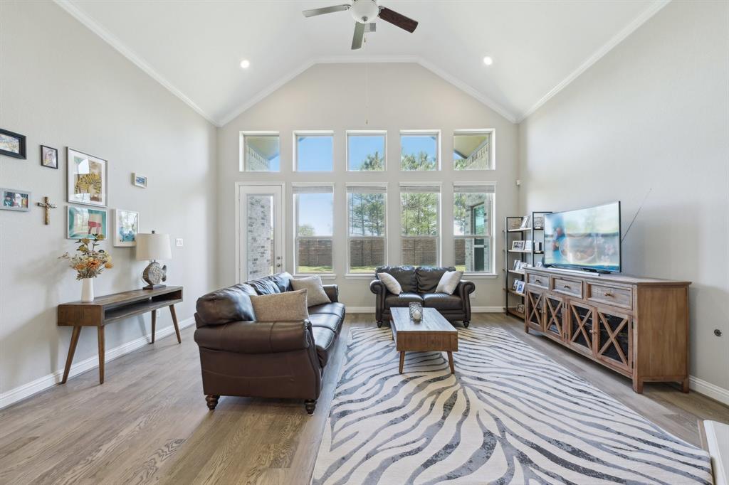 1611 Carriage Oaks Lane, Katy, Texas image 9