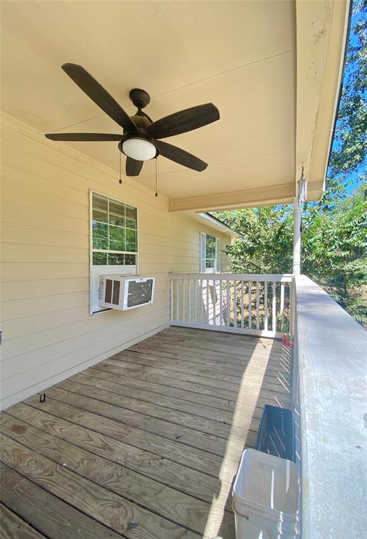 193 Bonnie Blue Lane, Livingston, Texas image 4