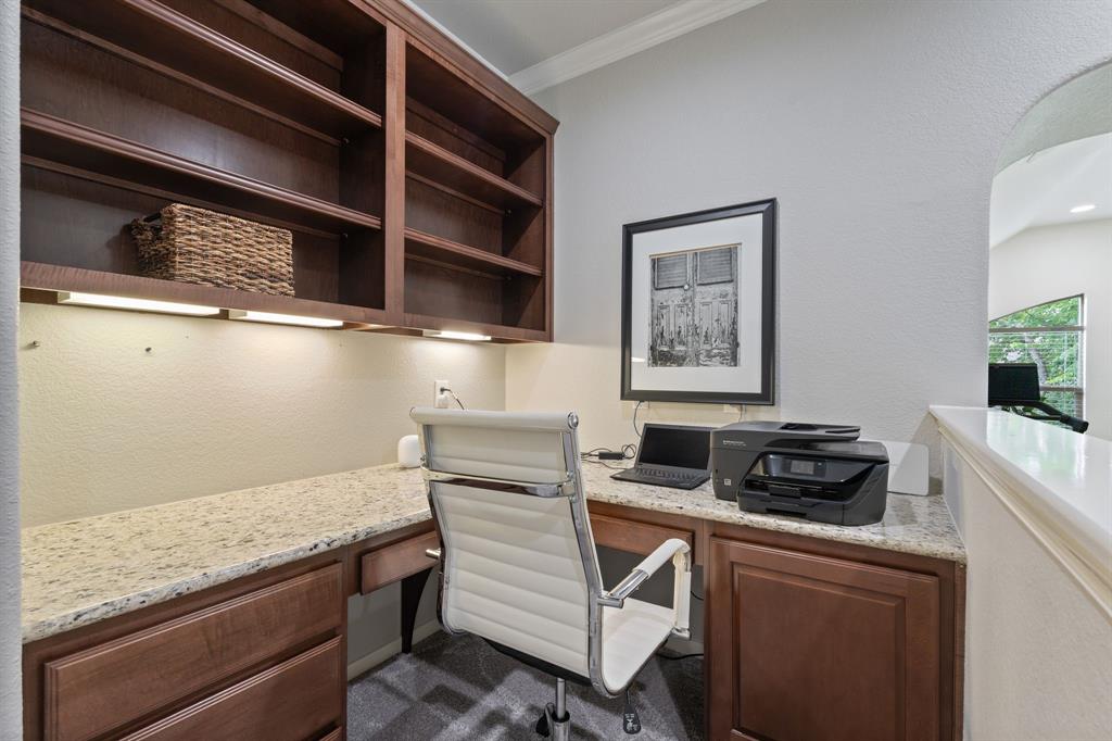 6 Red Wagon Drive, The Woodlands, Texas image 29