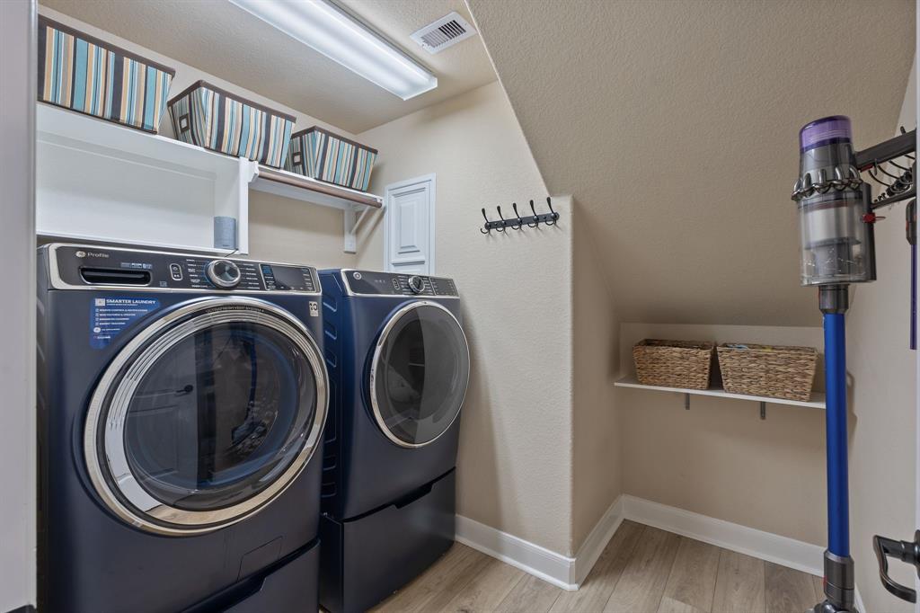 6 Red Wagon Drive, The Woodlands, Texas image 40