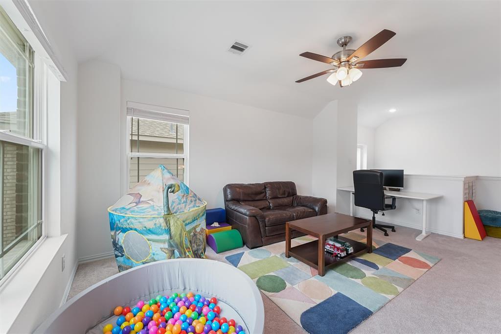 12526 Sabine Point Drive, Humble, Texas image 19