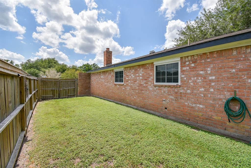 1102 Ashdale Drive, Sugar Land, Texas image 6