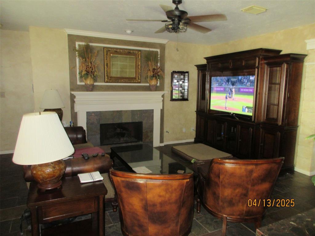 15014 Redbud Leaf Lane, Cypress, Texas image 8