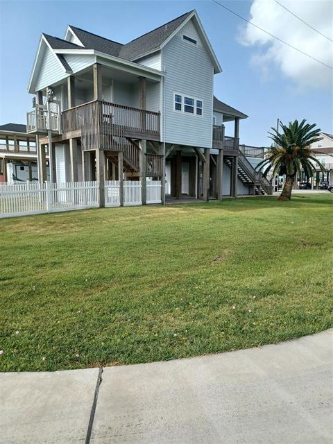 A home in Crystal Beach