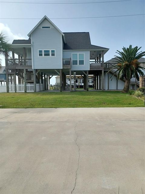 A home in Crystal Beach