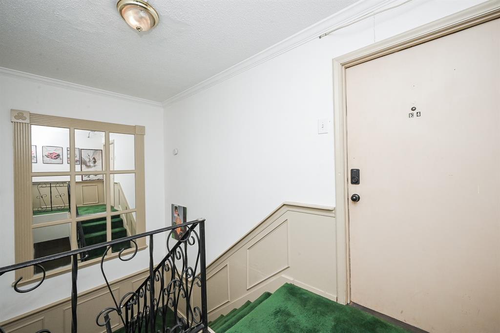 5230 Arboles Drive #4, Houston, Texas image 5