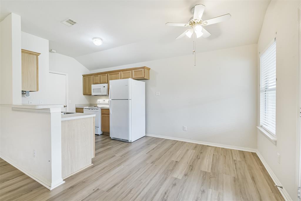 24114 Wild Horse Lane, Hockley, Texas image 9