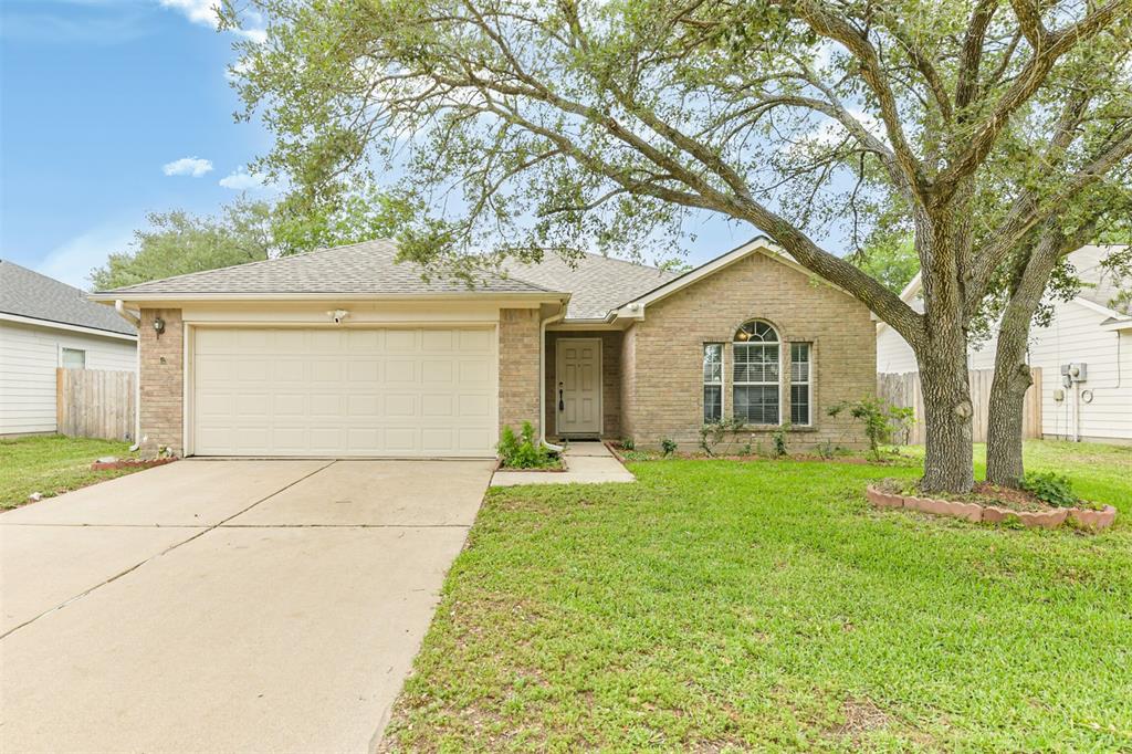 24114 Wild Horse Lane, Hockley, Texas image 1
