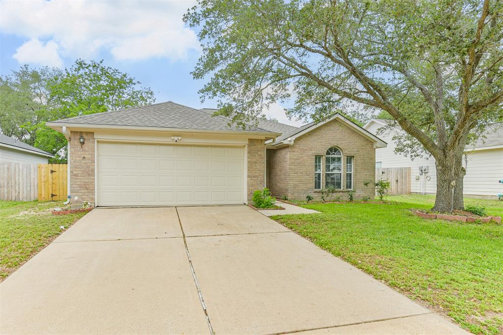 24114 Wild Horse Lane, Hockley, Texas image 4