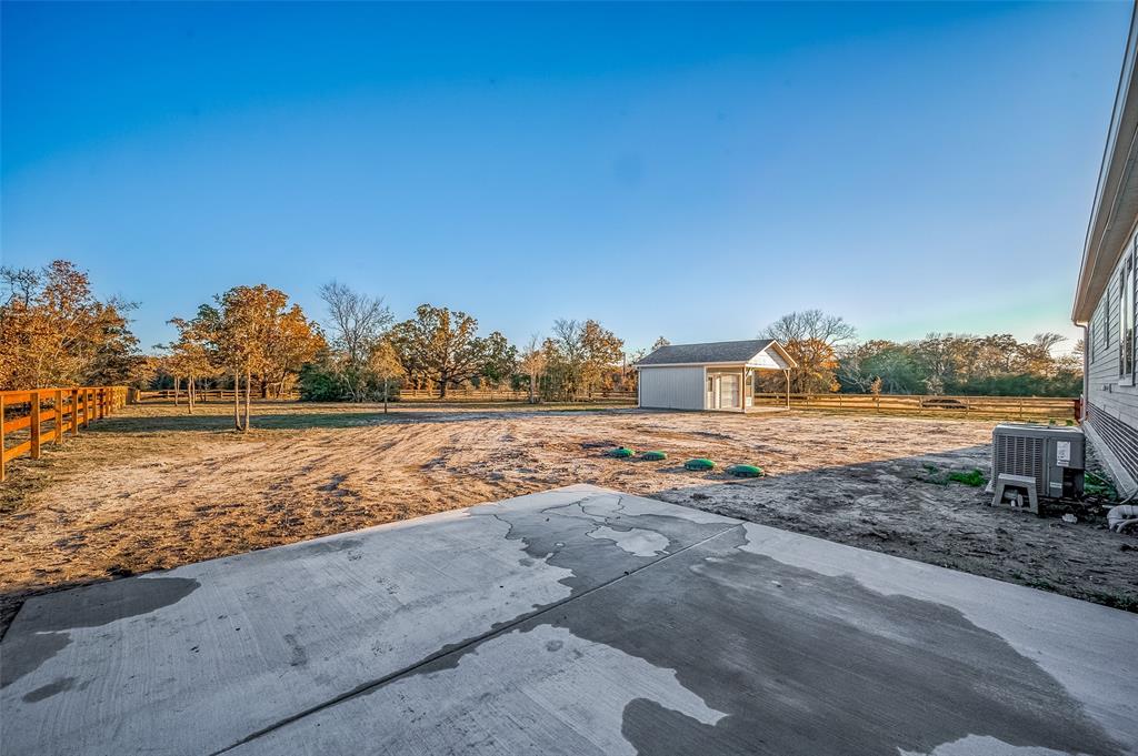 6702 Atakapan Trail, Bedias, Texas image 43