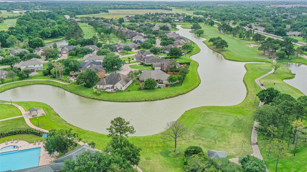2718 Sterling Fields Drive, Pearland, Texas image 26