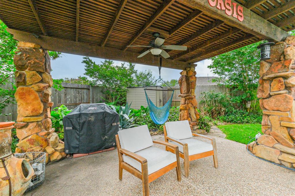 2718 Sterling Fields Drive, Pearland, Texas image 22