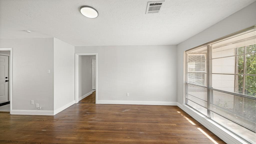6175 Kenilwood Drive, Houston, Texas image 21