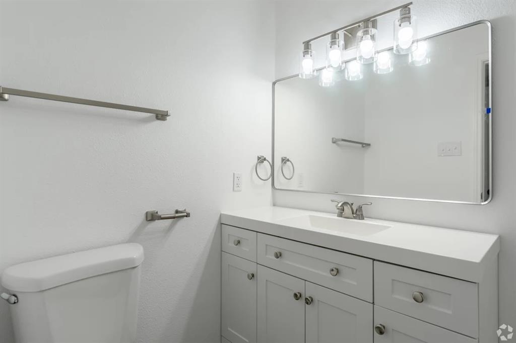1000 River Bend Drive B3-0415