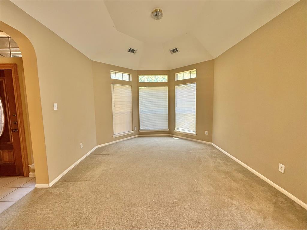 1114 Foxland Chase Street, Sugar Land, Texas image 5