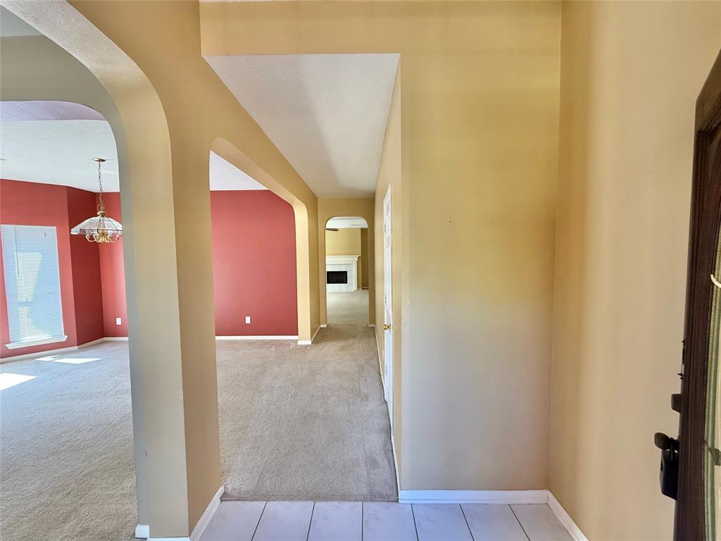 1114 Foxland Chase Street, Sugar Land, Texas image 3