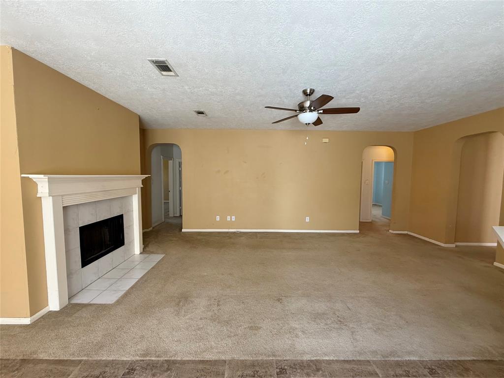 1114 Foxland Chase Street, Sugar Land, Texas image 11