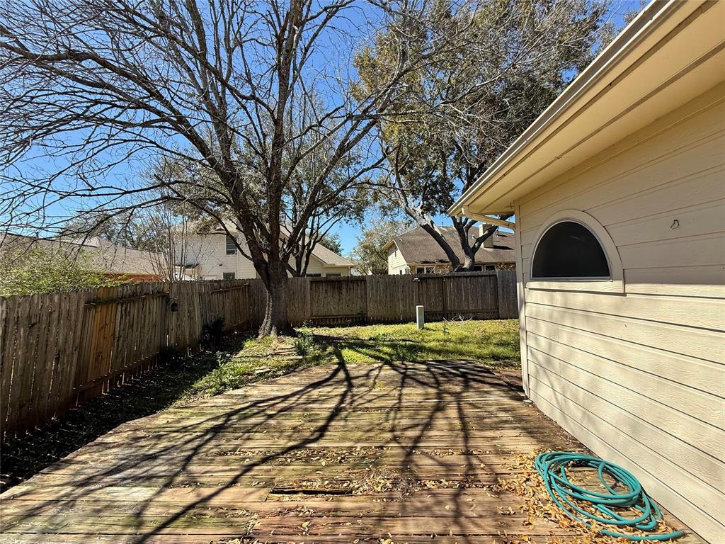 1114 Foxland Chase Street, Sugar Land, Texas image 21